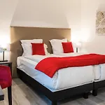 Motel-residence O Pied A Terre Montilliez