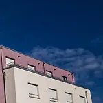 Motel-residence O Pied A Terre Montilliez