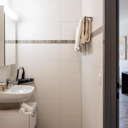 Motel-residence O Pied A Terre * Montilliez